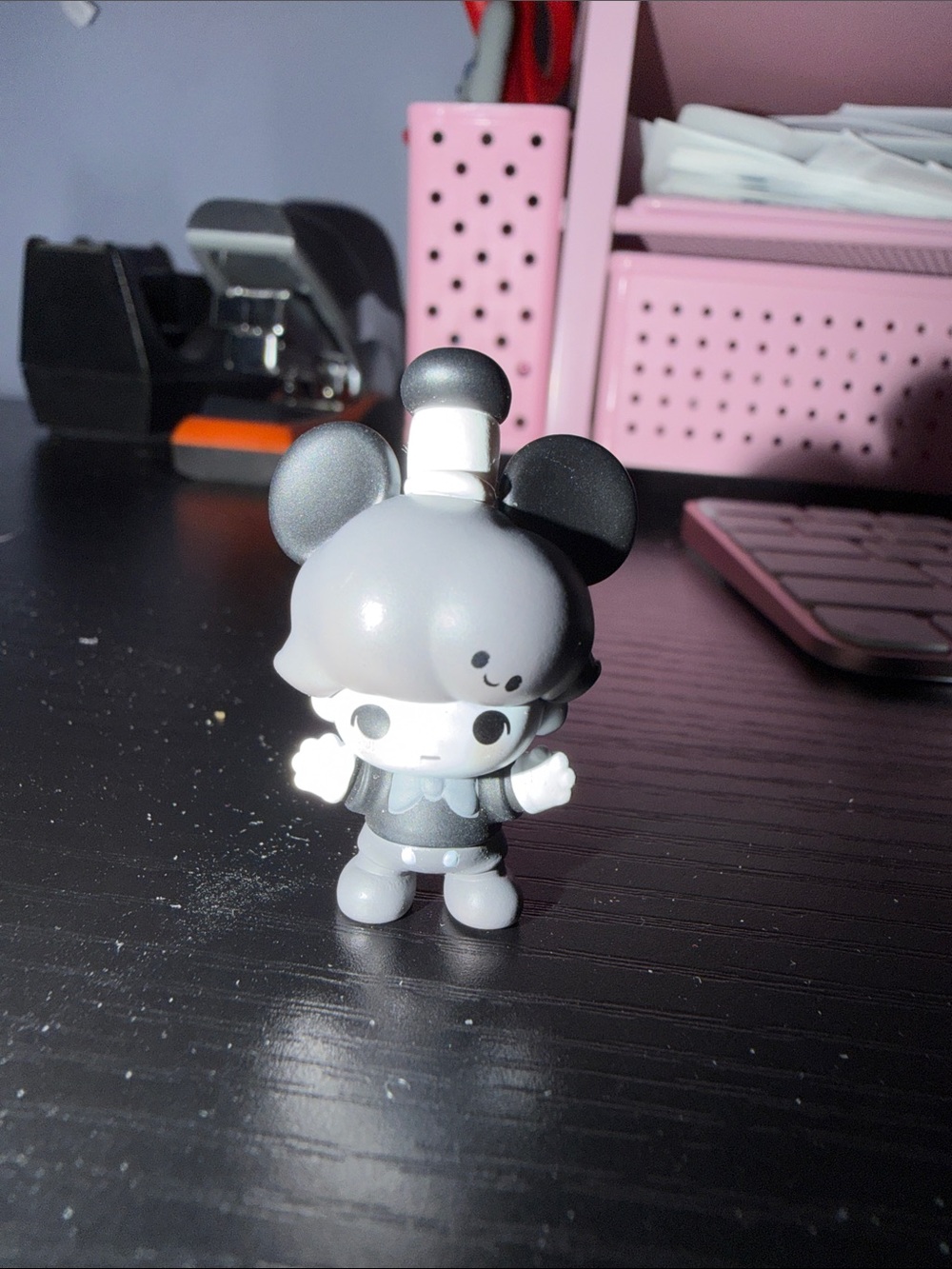 POP MART Dimoo Disney Pop Bean Figurine- CONFIRMED: MICKEY STEAMBOAT WILLIE-NIB